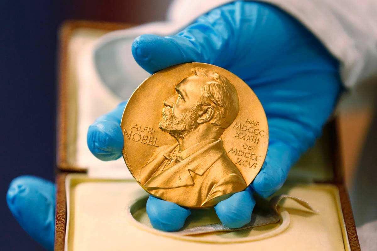 什么是肿瘤的免疫治疗，为何它可以荣获18年诺贝尔医学奖？