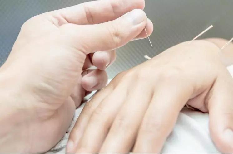 甲沟炎是什么原因中医 z15742292218e25cef21c8cf4accca4ec81551197f3.jpg